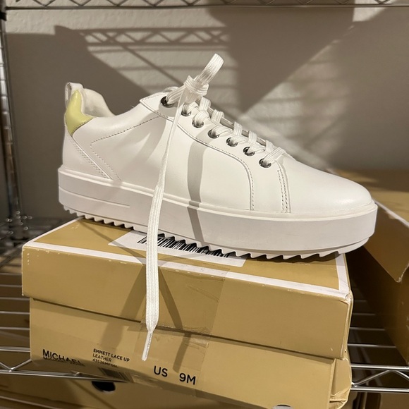 Michael Kors | Emmett Leather Sneaker - Picture 3 of 3